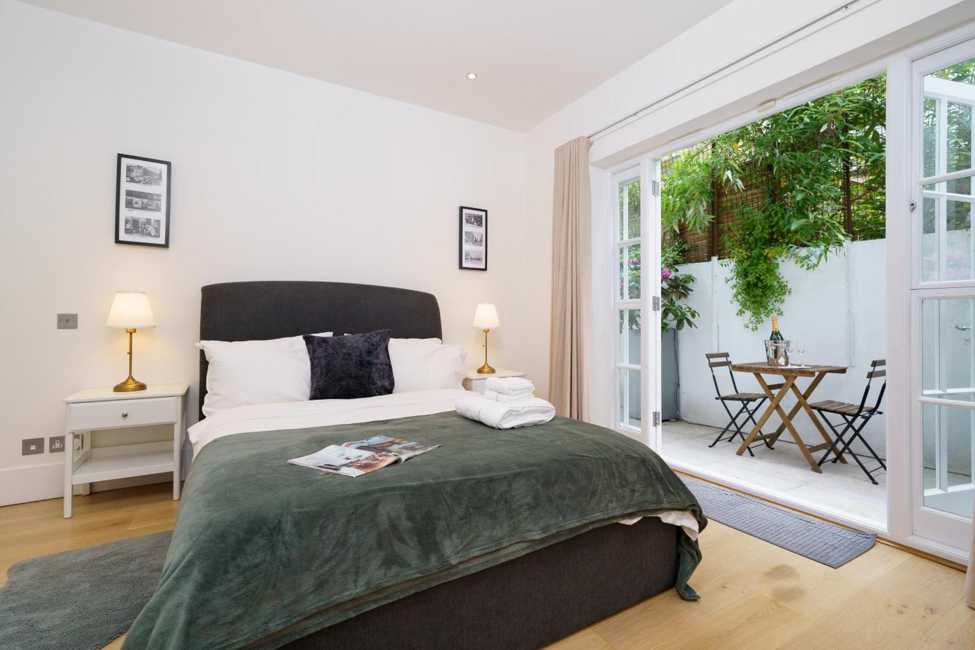 2 Bedroom Flat In Pimlico & Westminster London Exterior photo